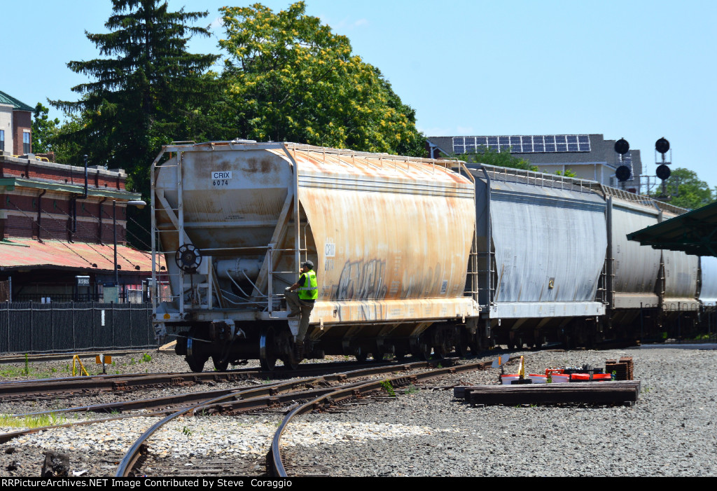 Conductor on "B" End of CRIX 6074